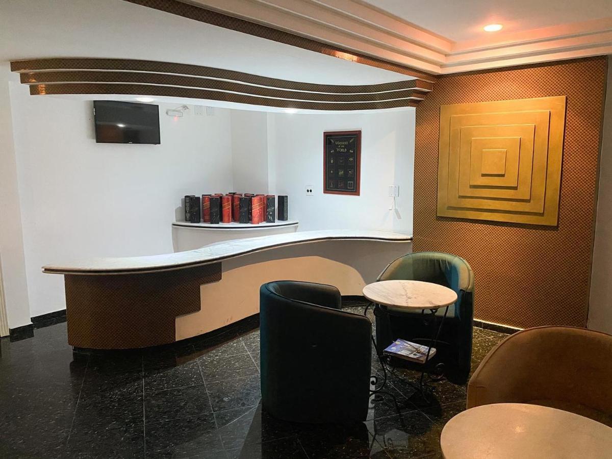 Motel Villa Di Roma (Adults Only) Гуаружа Экстерьер фото
